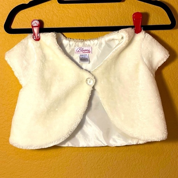 BLOOME DE JEUNE FILLE White Faux Fur Cropped Jacket Girls Size 10-12 - Picture 11 of 11